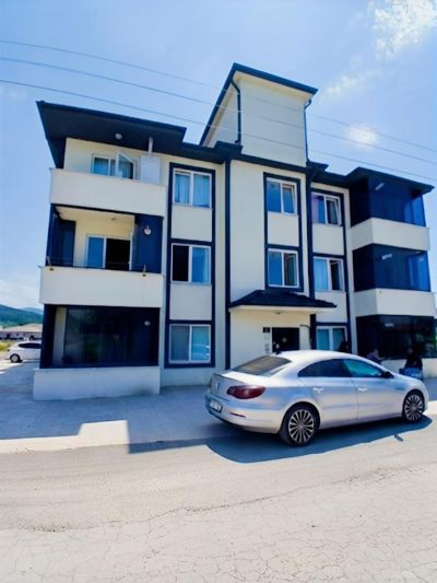 AKYAZI YENİ MAHALLE'DE SATILIK 2+0 FIRSAT DAİRE !