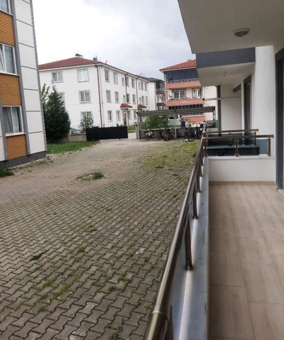 AKYAZI ÖMERCİKLER MAHALLESİ'NDE 3+1 GENİŞ DAİRE — fotoğraf 7
