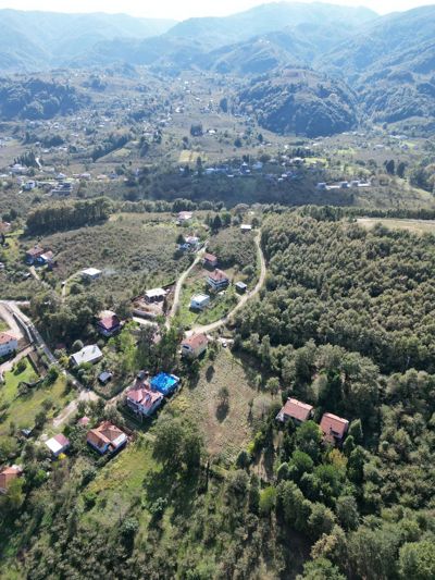 TAŞBURUN'DA 3.000m2 SATILIK KISMİ İMARLI ARSA — fotoğraf 3