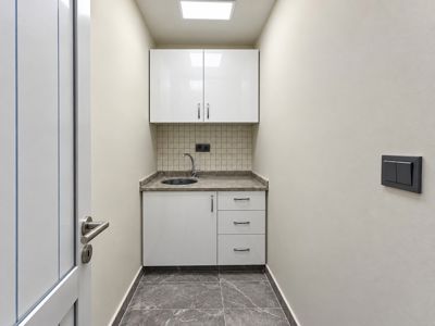 SAKARYA 1. OSBDE 1.290 M² KAPALI ALANLI SANAYİ TESİSİ